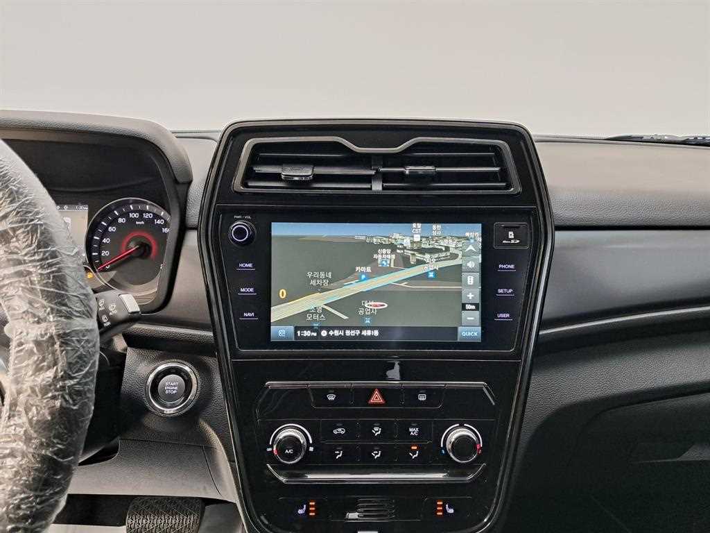 Ssangyong Tivoli - Vista 9