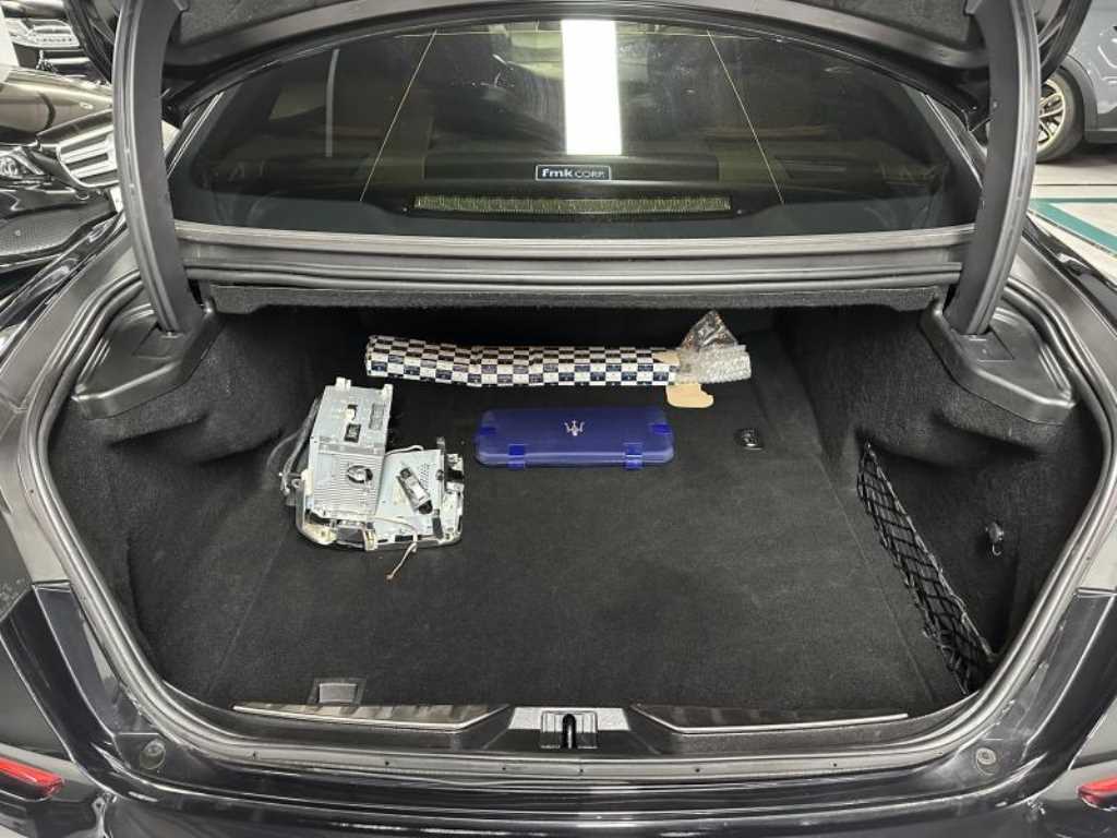 Maserati Quattroforte 2015 Negro - Importación desde Corea - HF Imports Iquique - Foto 19