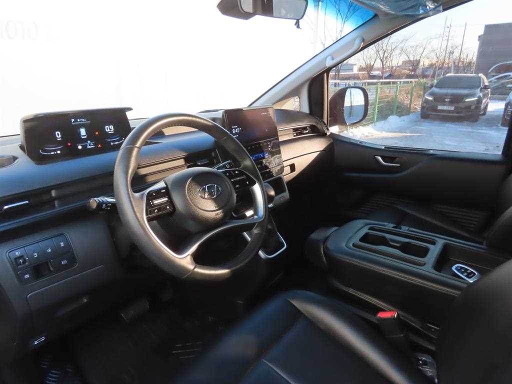 HYUNDAI Staria 2023 Negro - Importación desde Corea - HF Imports Iquique - Foto 16