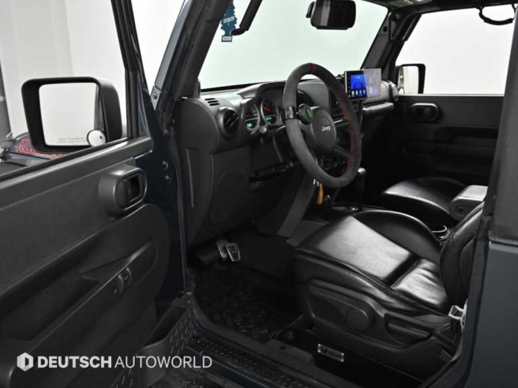 Jeep Wrangler - Vista 11