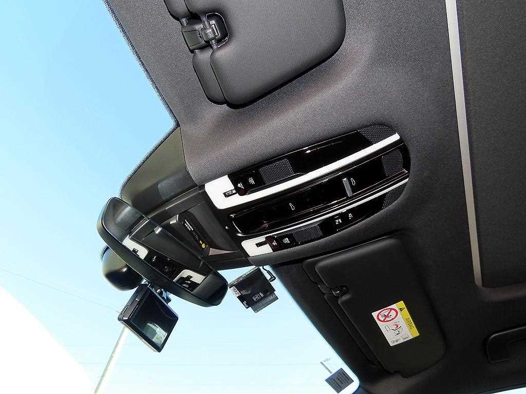 Porsche Cayenne 2023 the color of pearl - Importación desde Corea - HF Imports Iquique - Foto 15