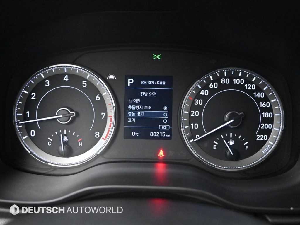 HYUNDAI Venue - Vista 8