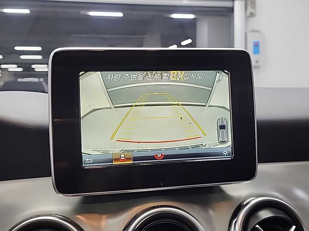 Mercedes Benz GLA Class 2019 Blanco - Importación desde Corea - HF Imports Iquique - Foto 15