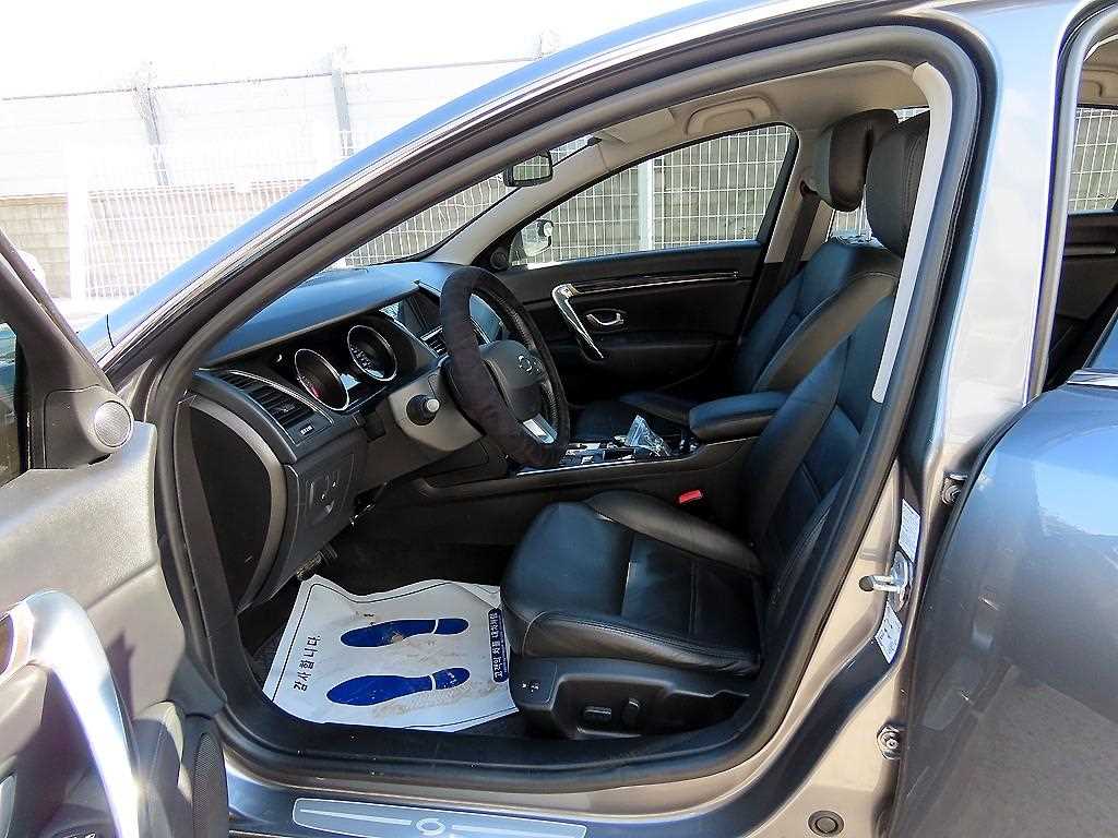 SAMSUNG SM7 - Vista 5