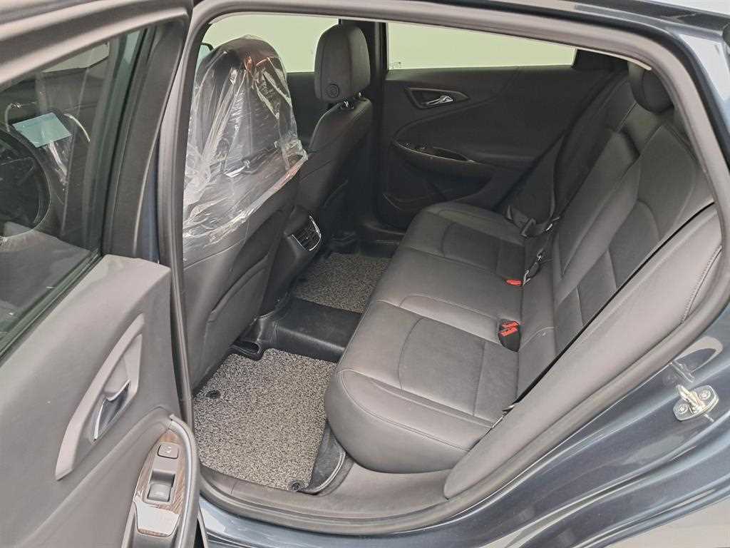 Chevrolet Malibu - Vista 12