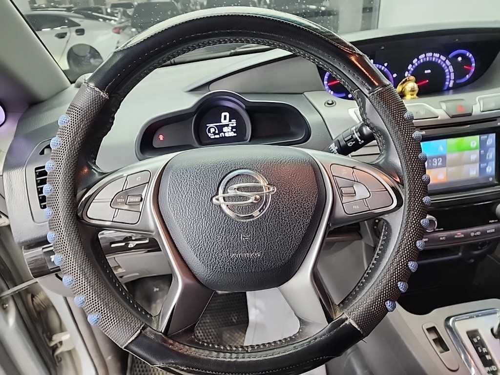 Ssangyong Korando - Vista 9