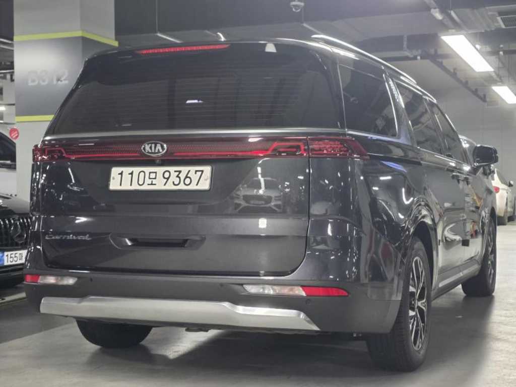 KIA Carnival - Vista 4