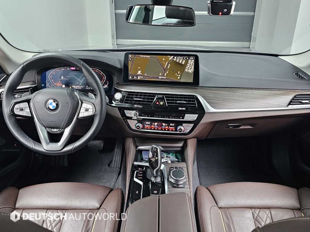 BMW 5 Series - Vista 7