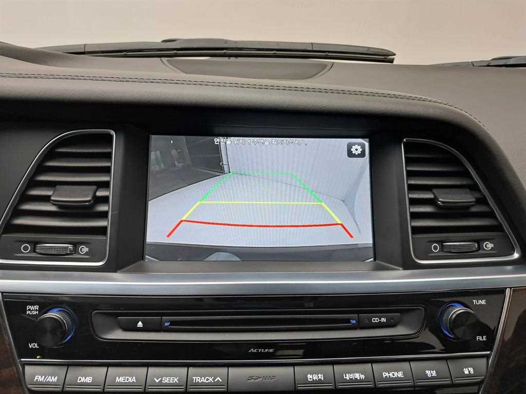 HYUNDAI Aslan - Vista 10