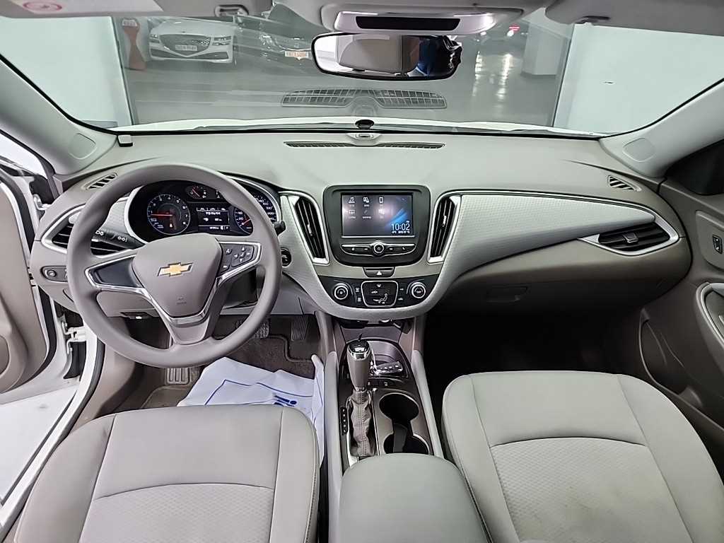 Chevrolet Malibu - Vista 7
