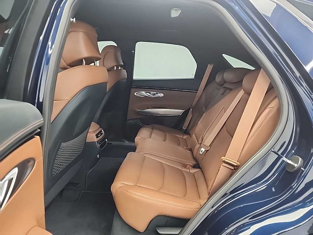 Genesis GV70 - Vista 12