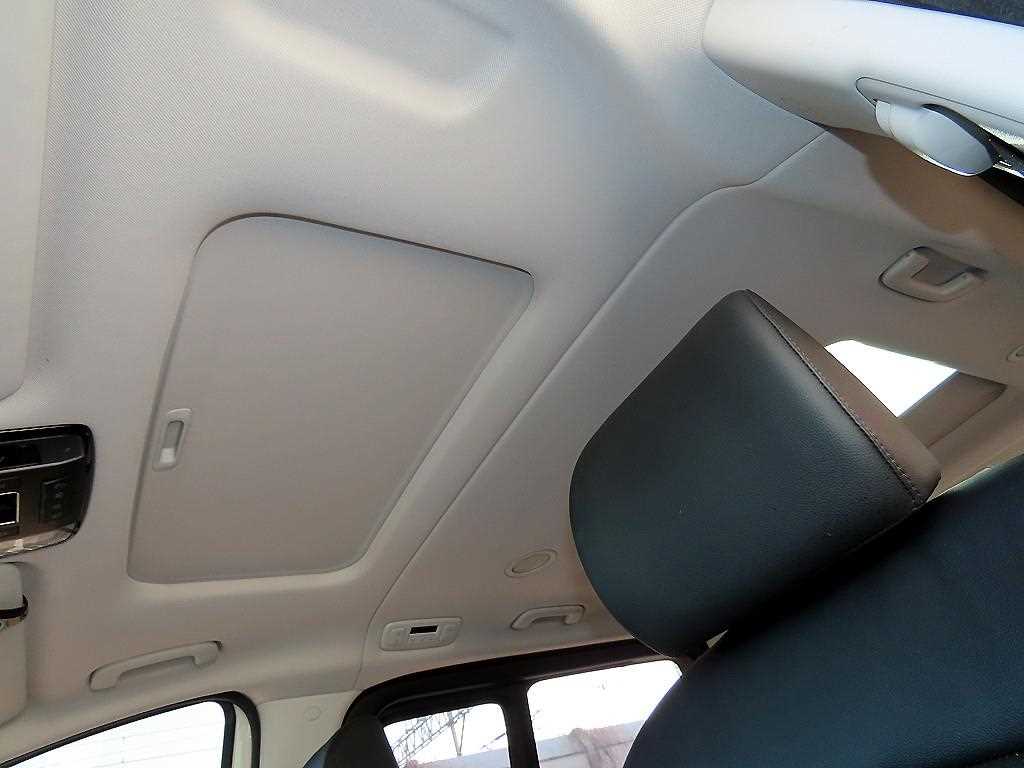 HYUNDAI Staria 2023 Blanco - Importación desde Corea - HF Imports Iquique - Foto 16