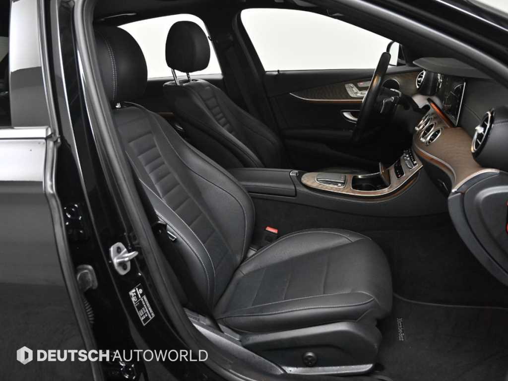 Mercedes Benz E class - Vista 10