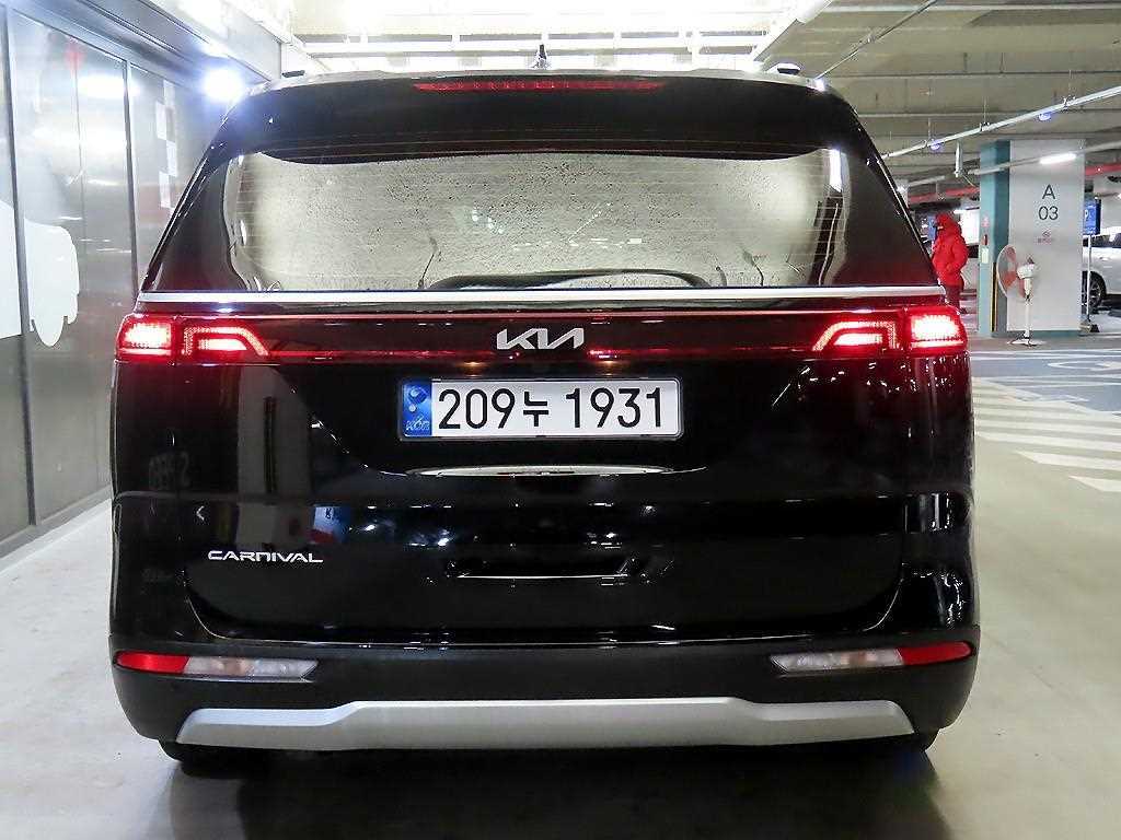 KIA Carnival - Vista 5