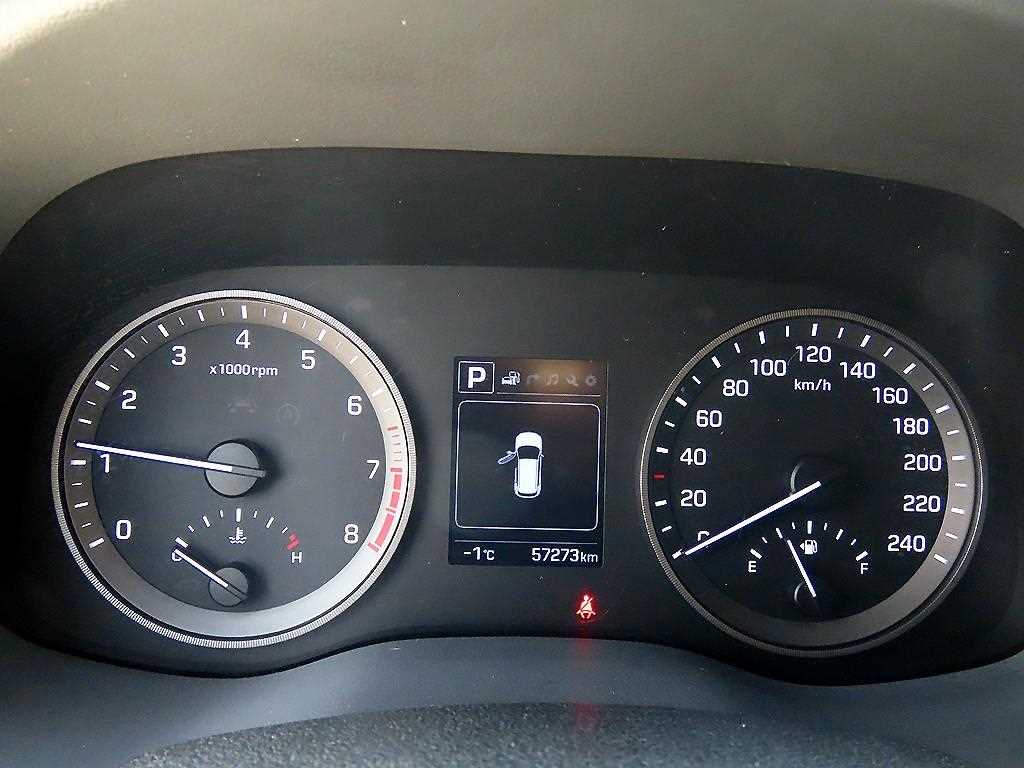 HYUNDAI Tucson - Vista 8