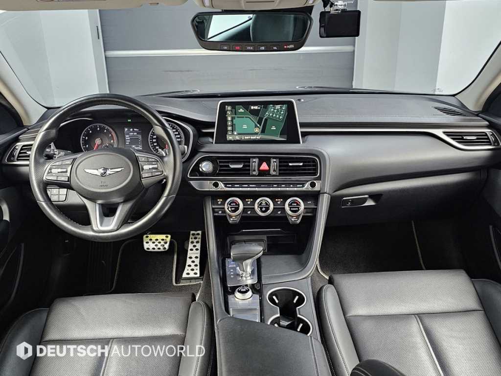 Genesis G70 - Vista 7