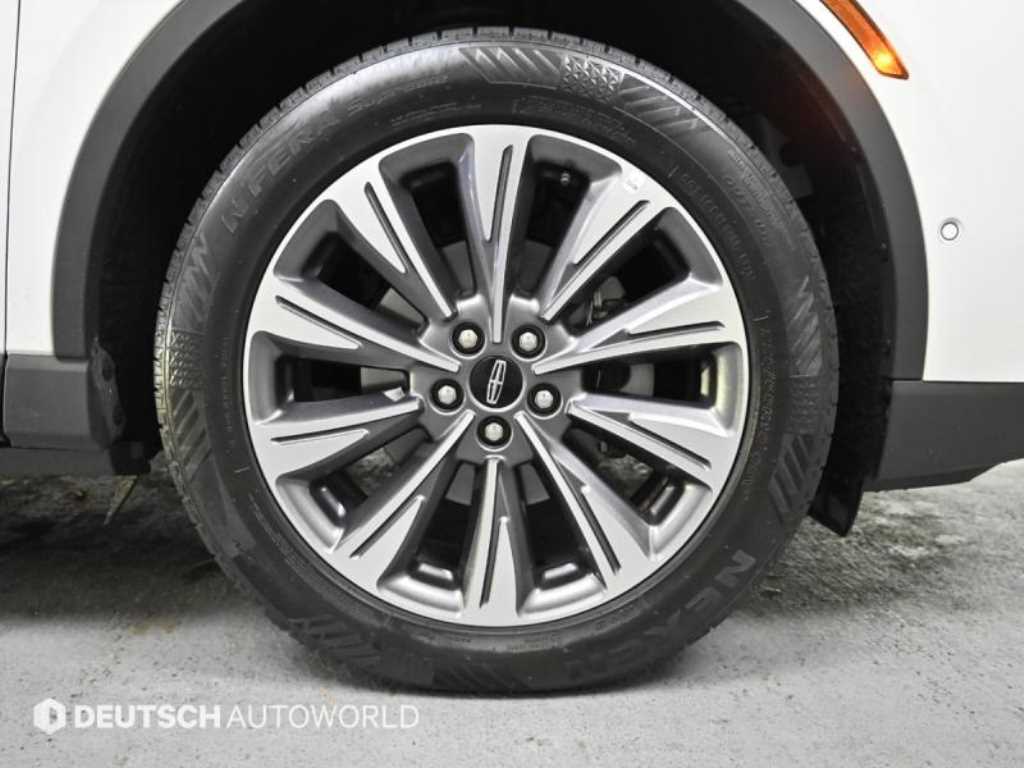 Lincoln Corsair - Vista 5