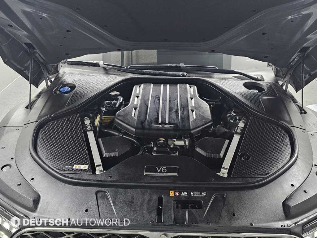 Genesis G90 - Vista 6