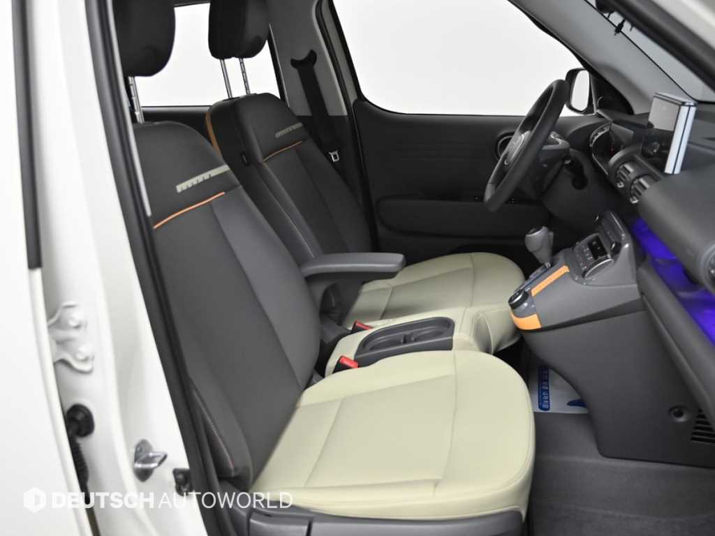 HYUNDAI Casper - Vista 10