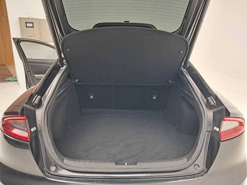 KIA Stinger 2018 Gris - Importación desde Corea - HF Imports Iquique - Foto 17