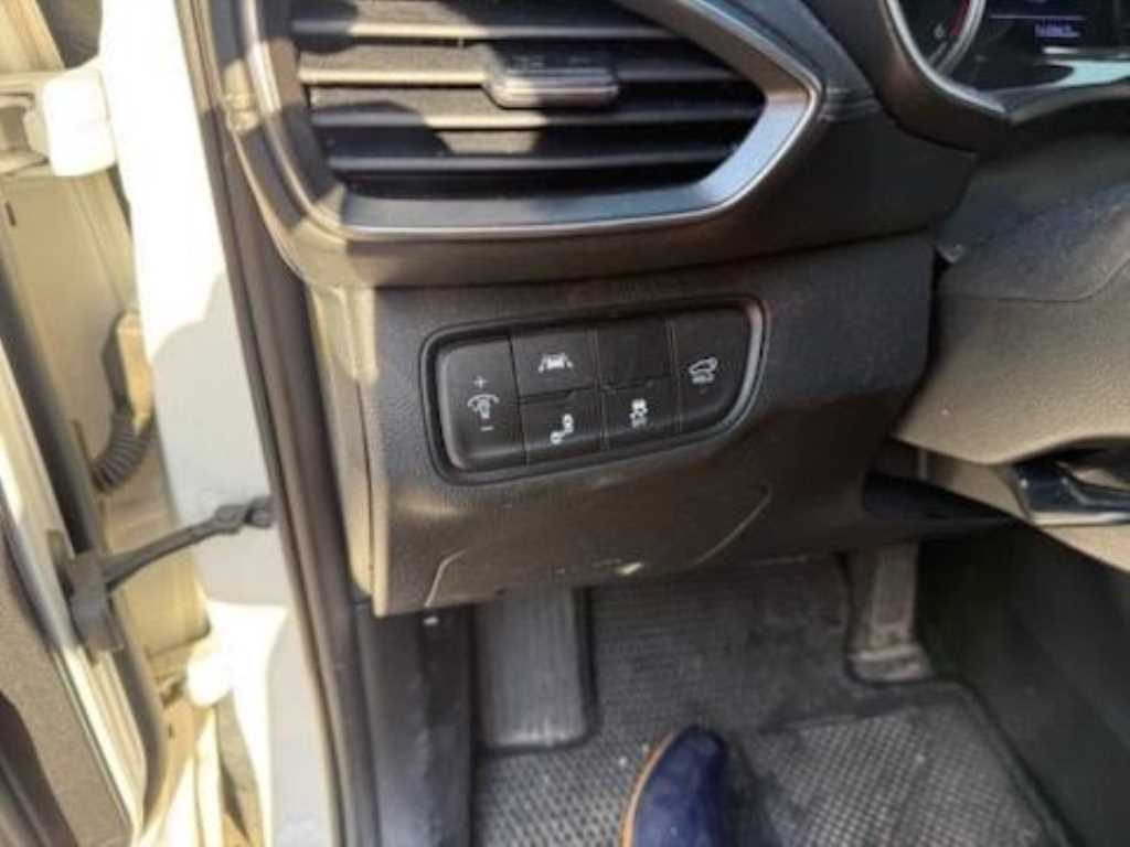 HYUNDAI Santa Fe - Vista 8