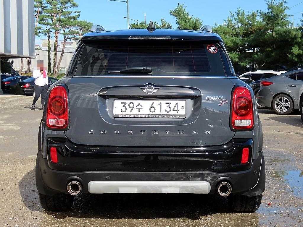 Mini Countryman - Vista 4