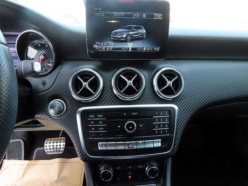 Mercedes Benz A Class 2018 Gris - Importación desde Corea - HF Imports Iquique - Foto 14