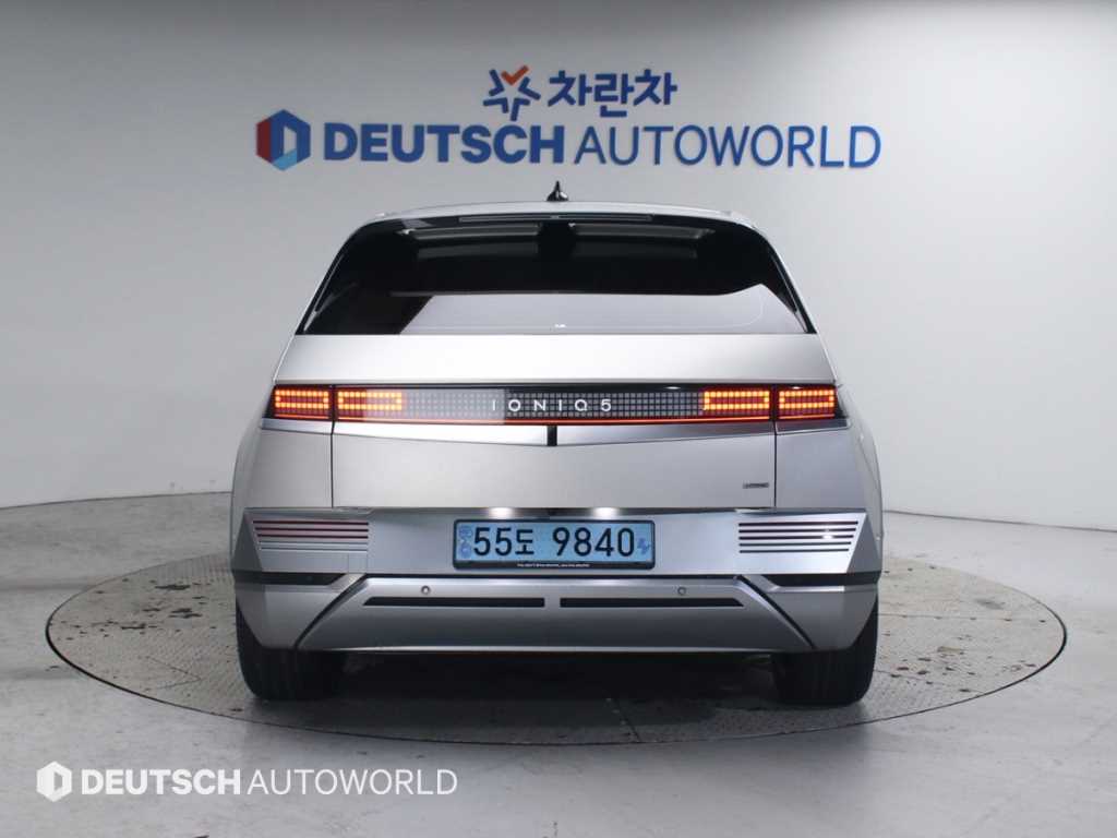 HYUNDAI Ioniq 5 - Vista 4