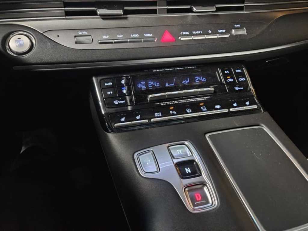 HYUNDAI Grandeur - Vista 7