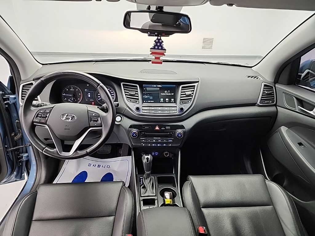 HYUNDAI Tucson - Vista 7