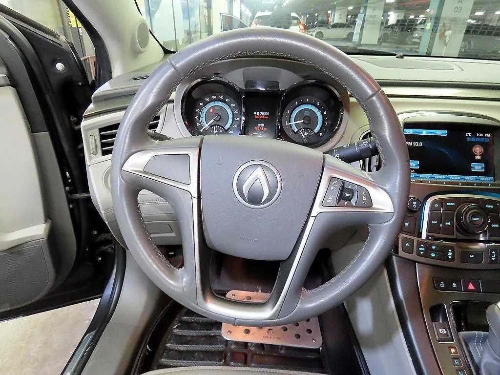 DAEWOO Alpheon - Vista 8