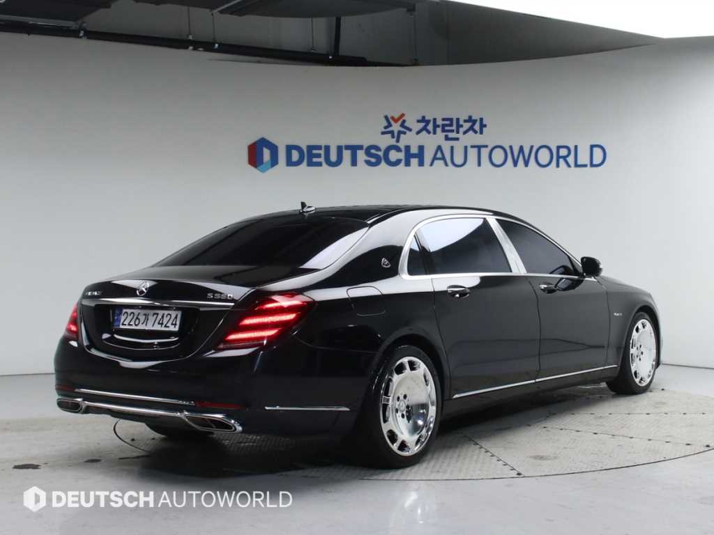Mercedes Benz S Class - Vista 4