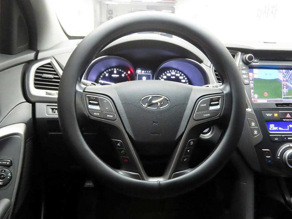 HYUNDAI Santa Fe - Vista 8