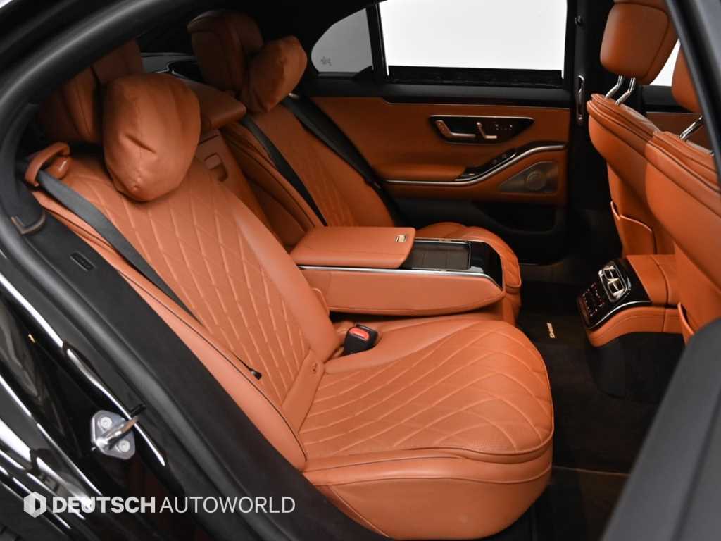 Mercedes Benz S Class - Vista 12