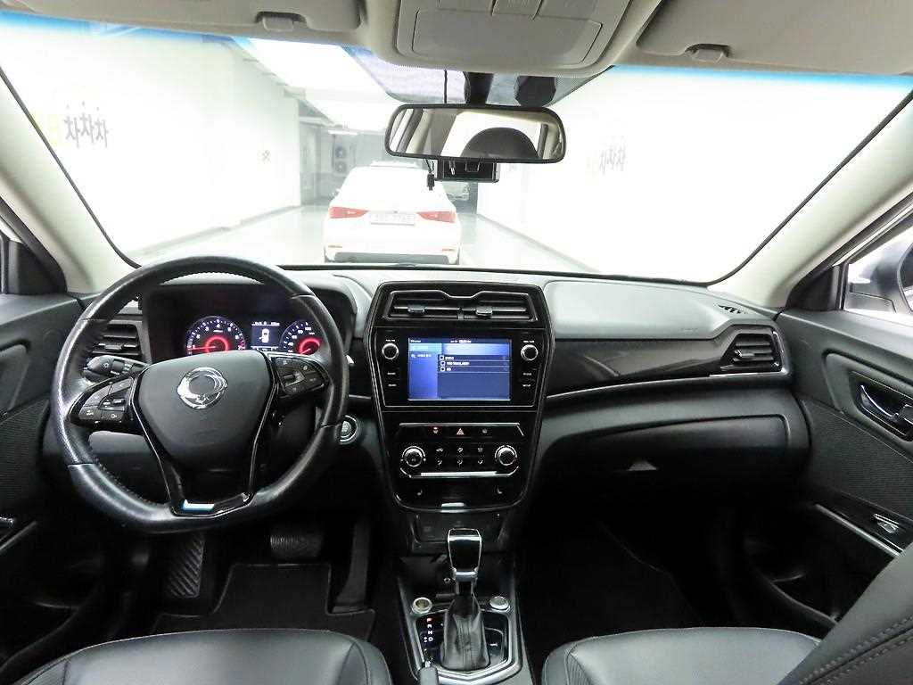 Ssangyong Tivoli - Vista 7