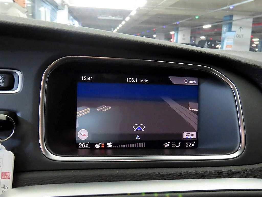 Volvo V40 2018 Gris - Importación desde Corea - HF Imports Iquique - Foto 13