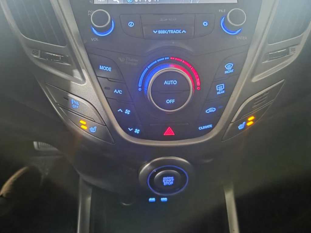 HYUNDAI Veloster - Vista 4