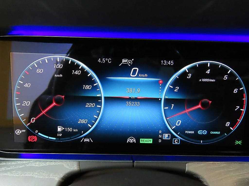 Mercedes Benz CLS Class - Vista 8