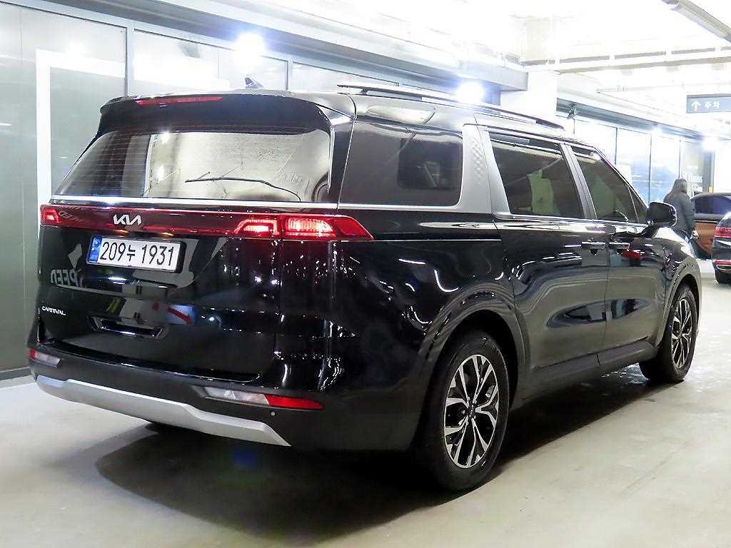 KIA Carnival - Vista 4