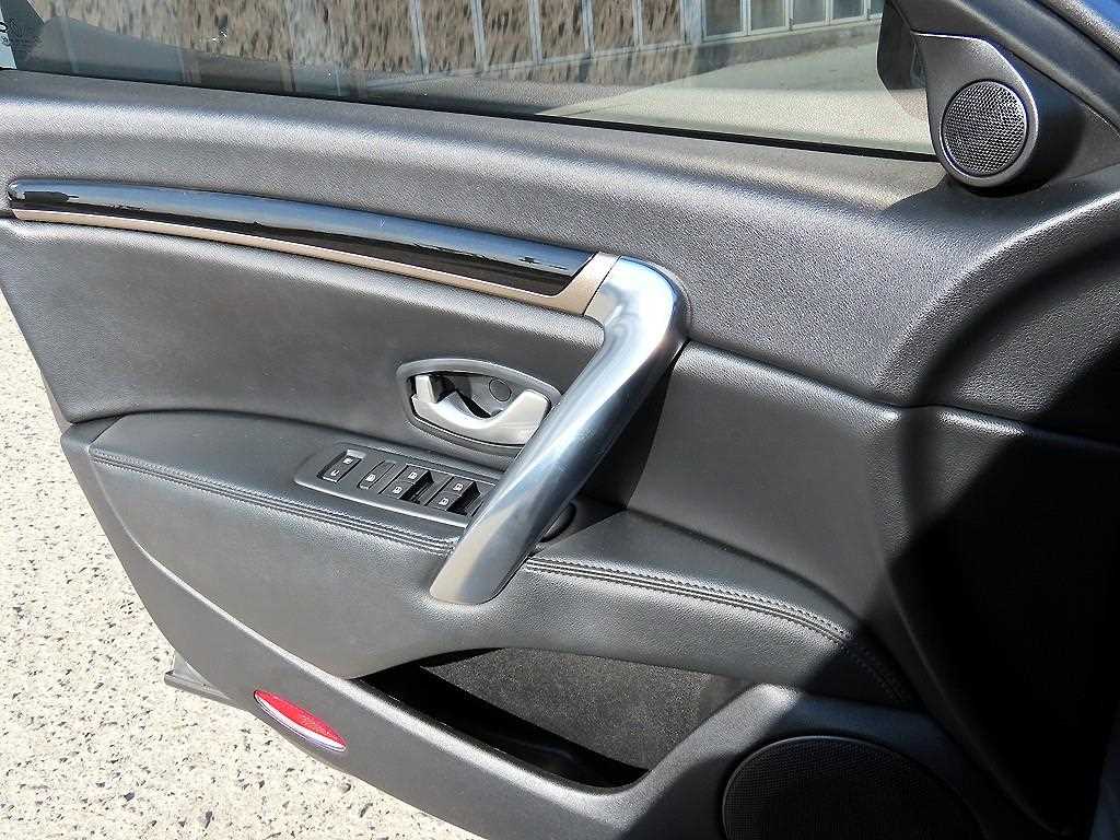 SAMSUNG SM7 - Vista 11