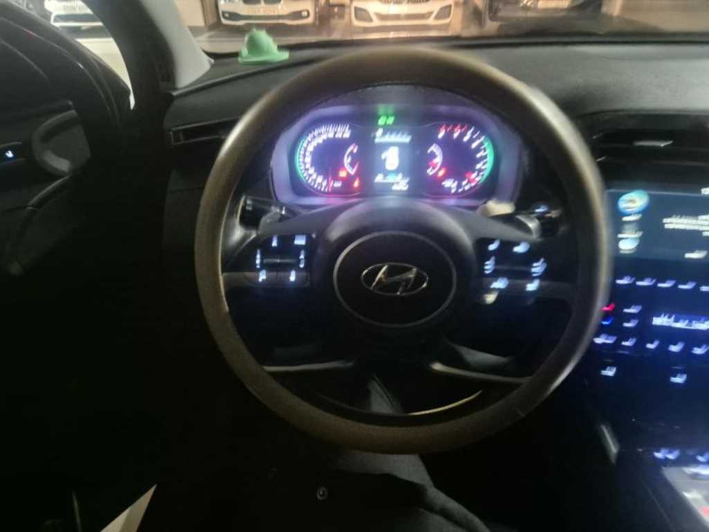 HYUNDAI Tucson - Vista 8