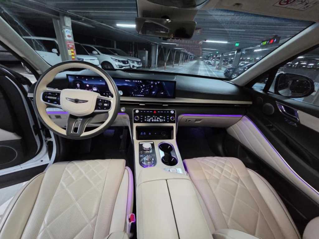 Genesis GV80 - Vista 10