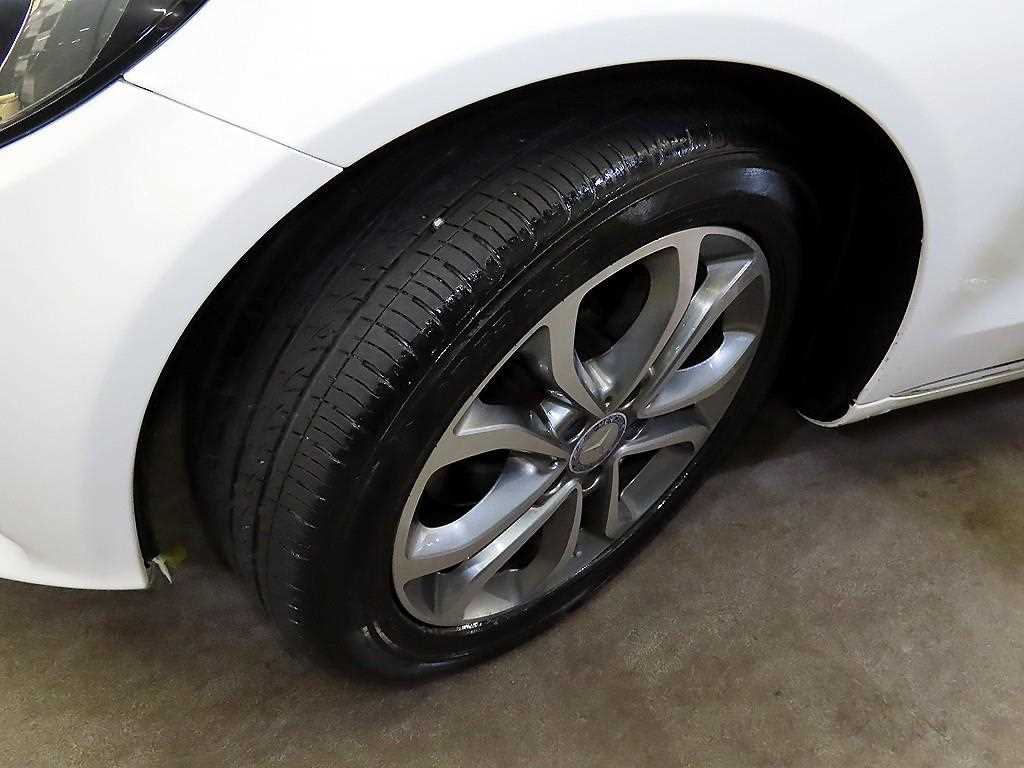 Mercedes Benz C Class 2017 Blanco - Importación desde Corea - HF Imports Iquique - Foto 20