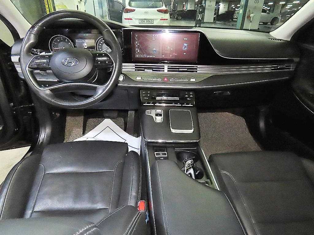 HYUNDAI Grandeur - Vista 10