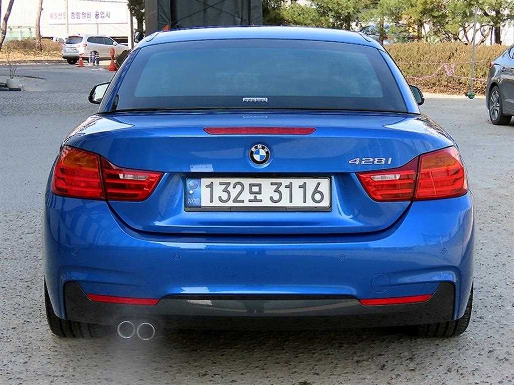 BMW 4 Series - Vista 4