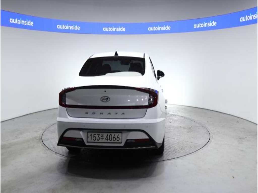 HYUNDAI Sonata - Vista 5