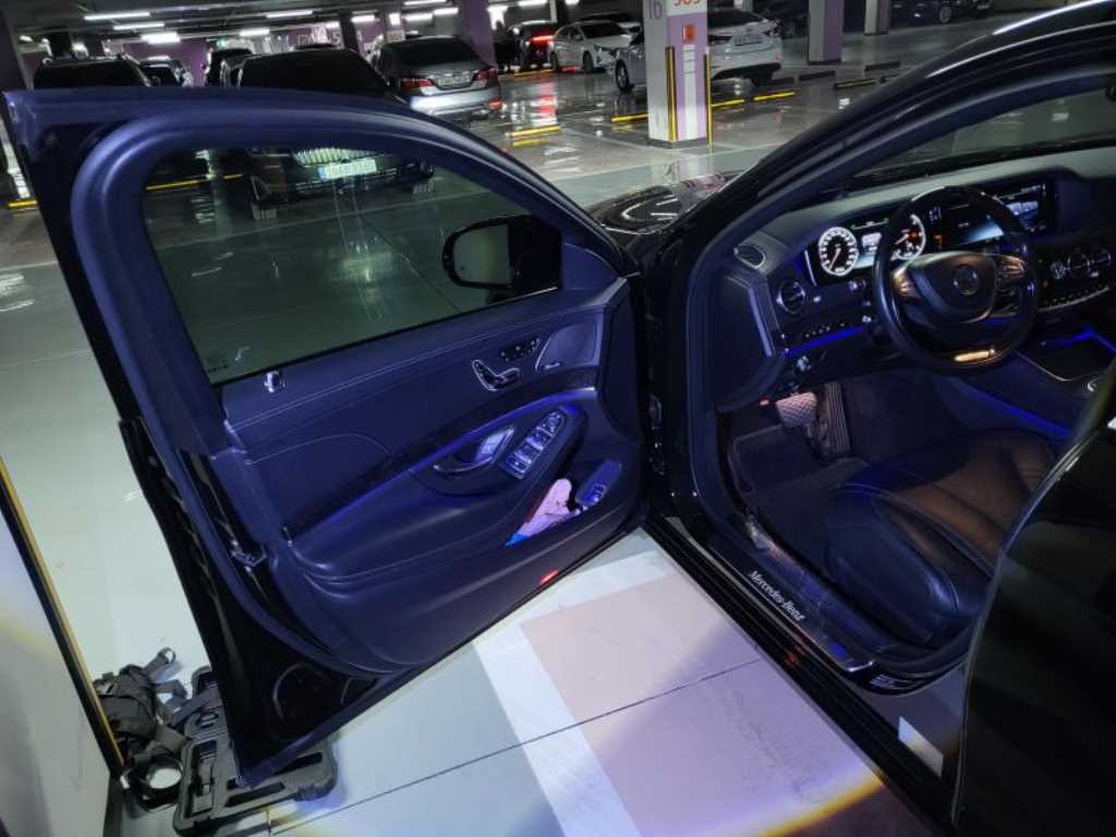 Mercedes Benz S Class - Vista 7