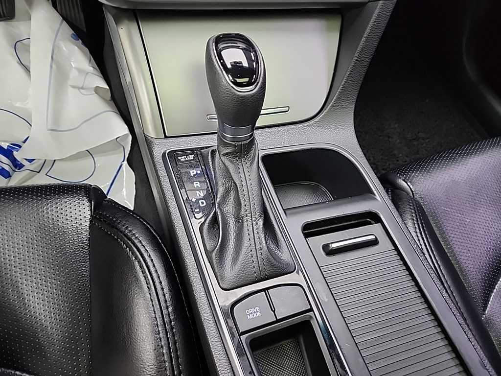 HYUNDAI Sonata - Vista 8