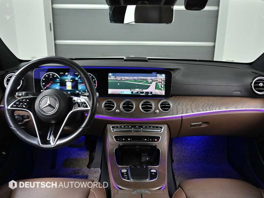 Mercedes Benz E class - Vista 7