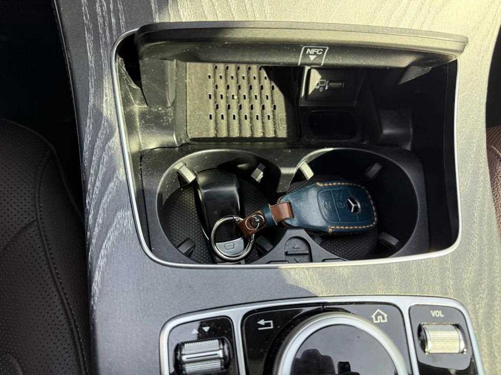 Mercedes Benz CLS Class - Vista 12